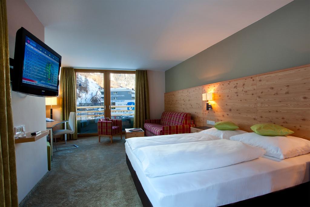 Hotel Baeckelar Wirt Superior Зёльден Экстерьер фото